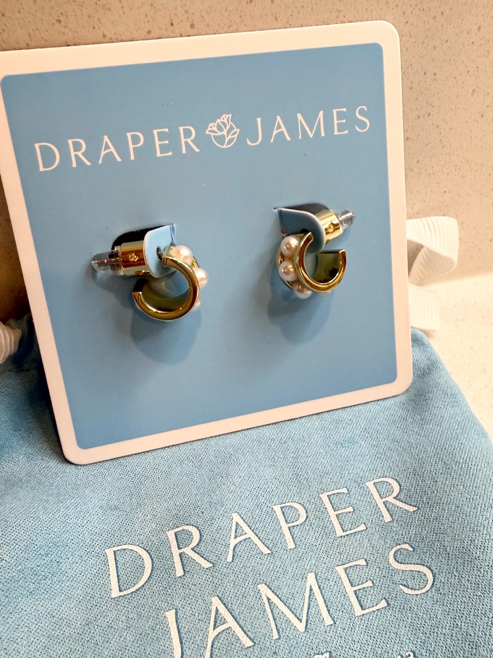 DRAPER JAMES Classic Pearl Huggie Hoop Earrings in Gold - NWT